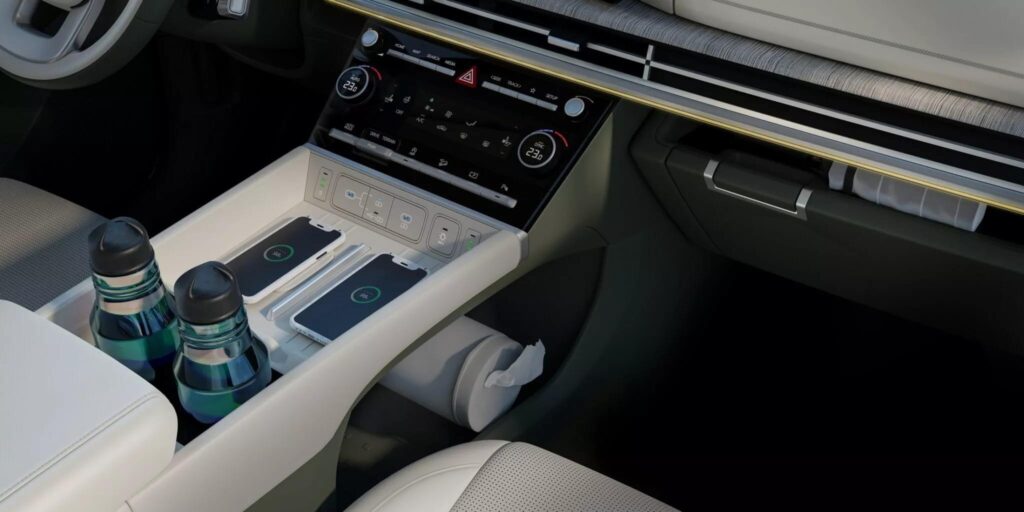 Hyundai SantaFe 2024 ra mắt thiết kế thay đổi hoàn toàn 